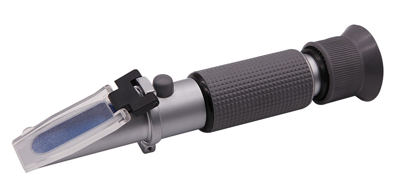 Hand-Held Refractometer